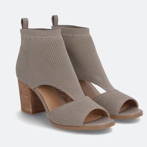 Tylar Flyknit Ankle Booties